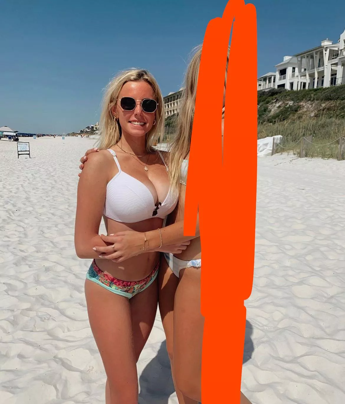 [NN] how does she not fall down