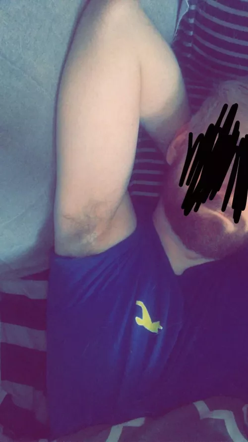 no deodorant, come sniff