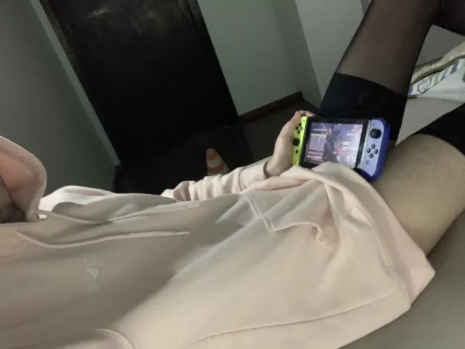 Nothing better than some gaming and chilling, don’t you agree?