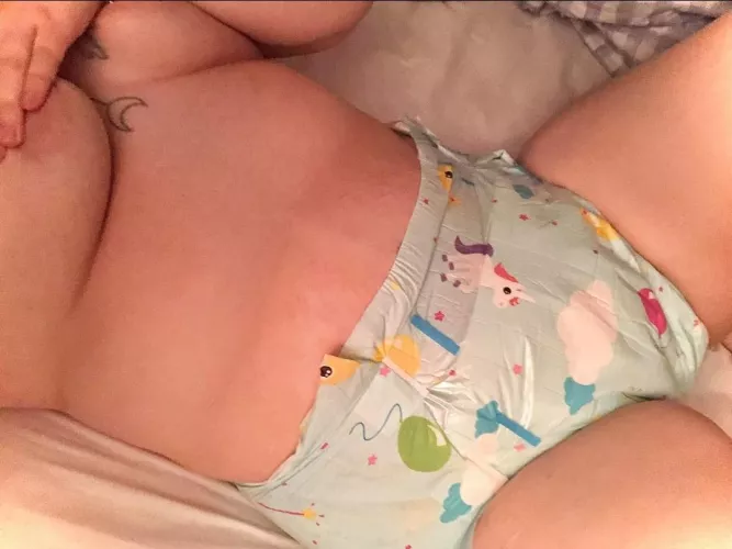 old photo but im out of diapers someone pls help 😭😣 silly baby will make a mess without them