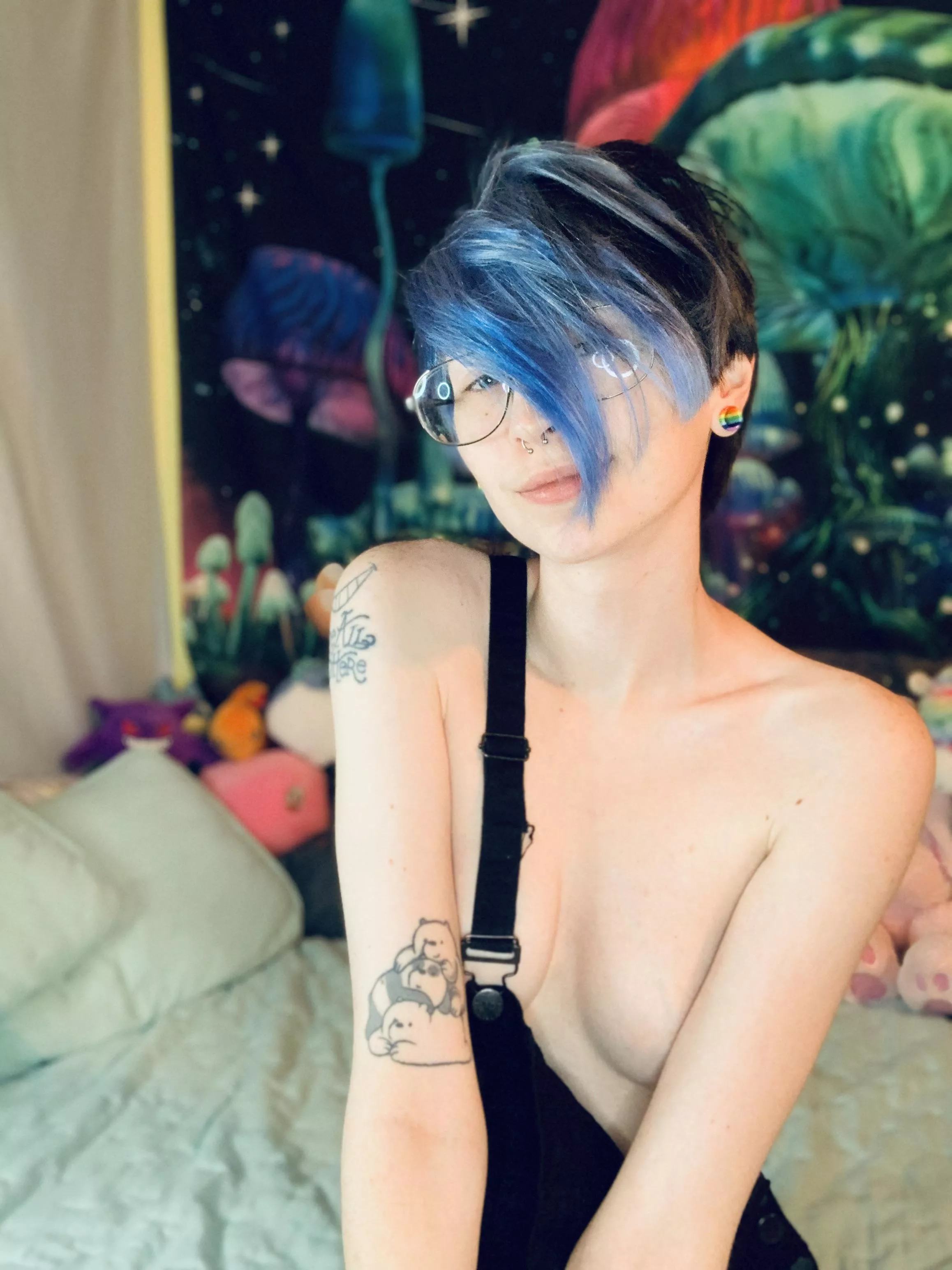 this is the cutest ive felt in a long time💙