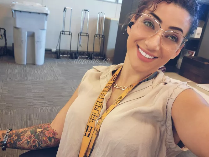 this is the face of a scientist working on some analysis assignments. I hope I did not dissapoint (f)