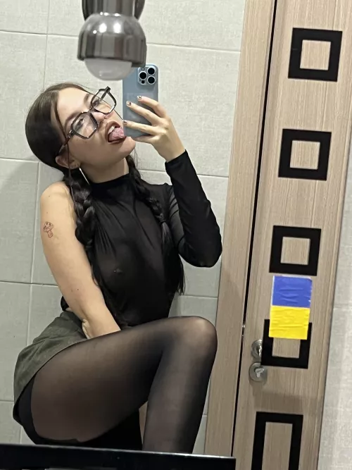 this is was my last minute halloween outfit:)