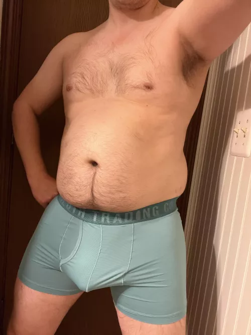 Usually more of a briefs guy but these look nice, don’t you think? Should they come off or stay on?