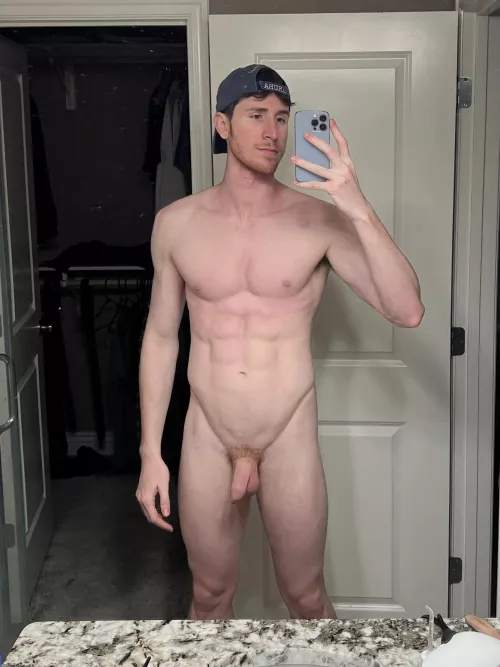 What do you think of my new hat? 😏