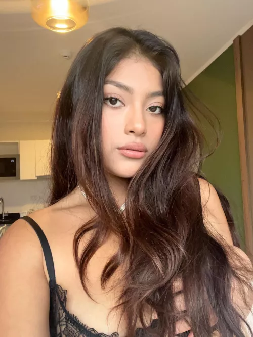 Would you kiss my pink lips?