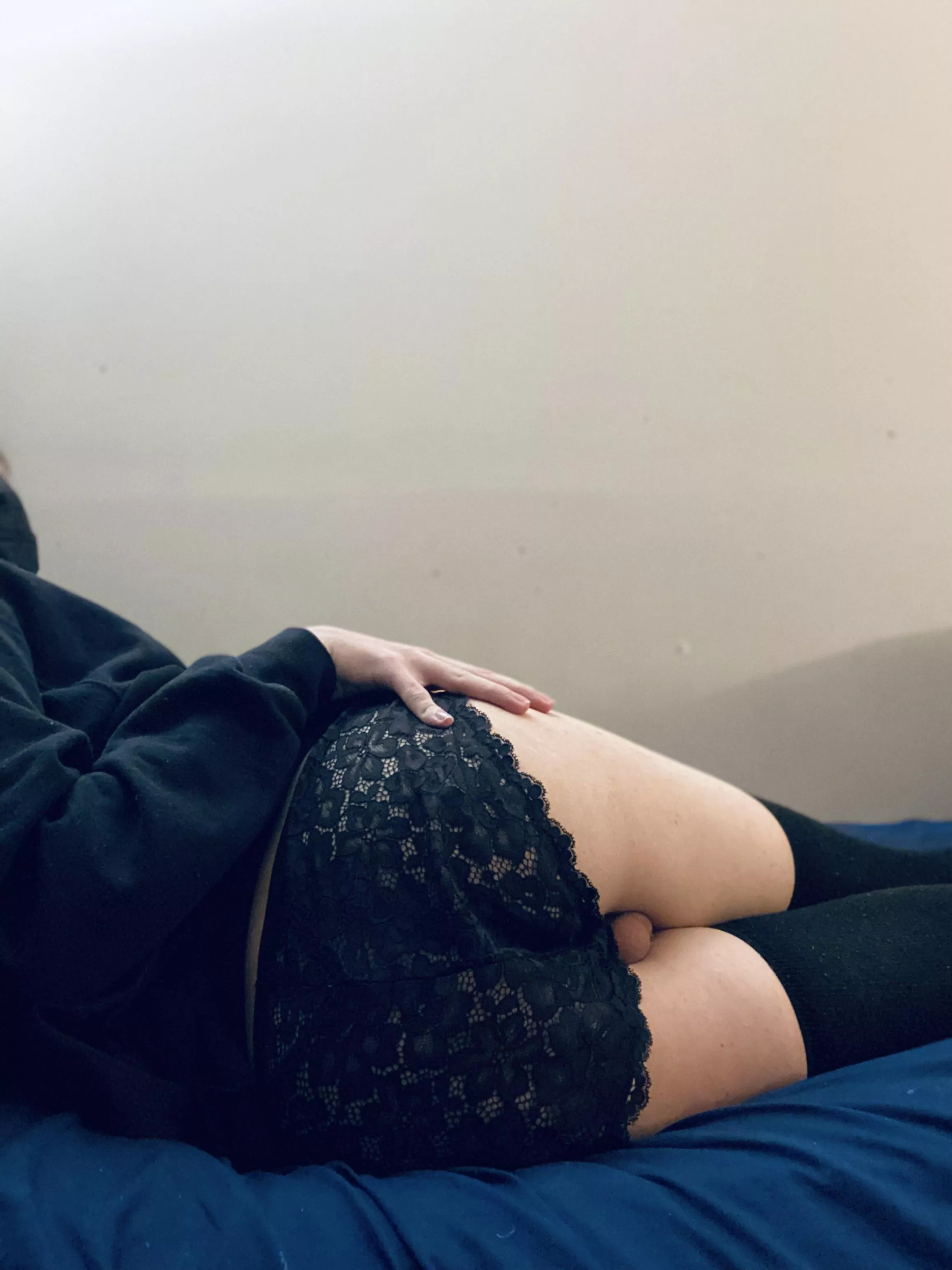 You want me to be little spoon~?