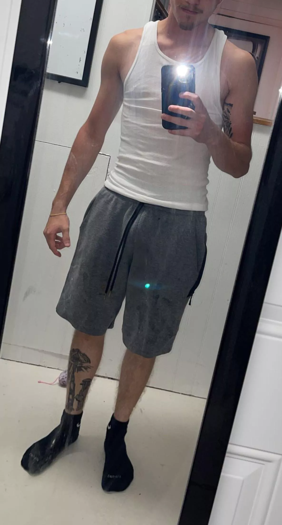 Young man looking for first orgy! Pittsburgh, PA. Message me!