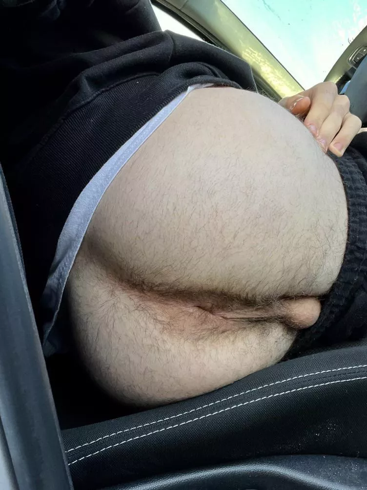 19, doors open, come use me and dump ur load 🐽💦