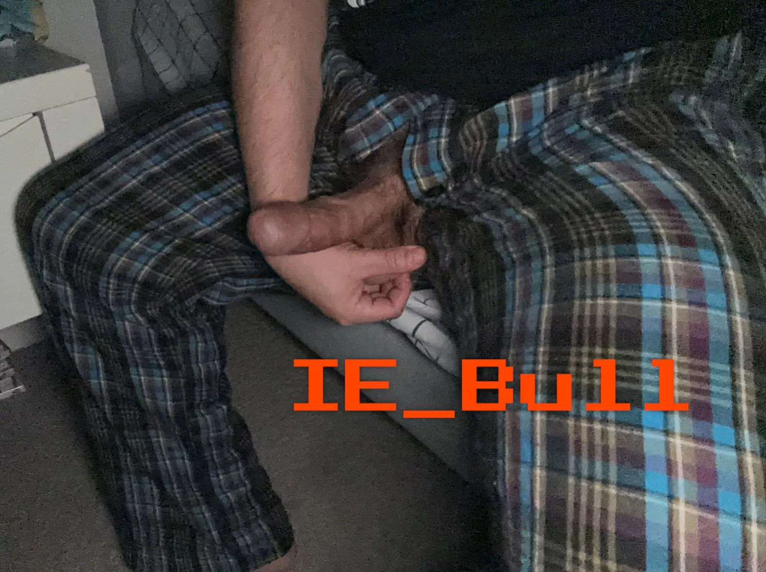 29/7.5”/Top Bull. Who wants to watch me rail their bottom? Get the cuck chair ready!