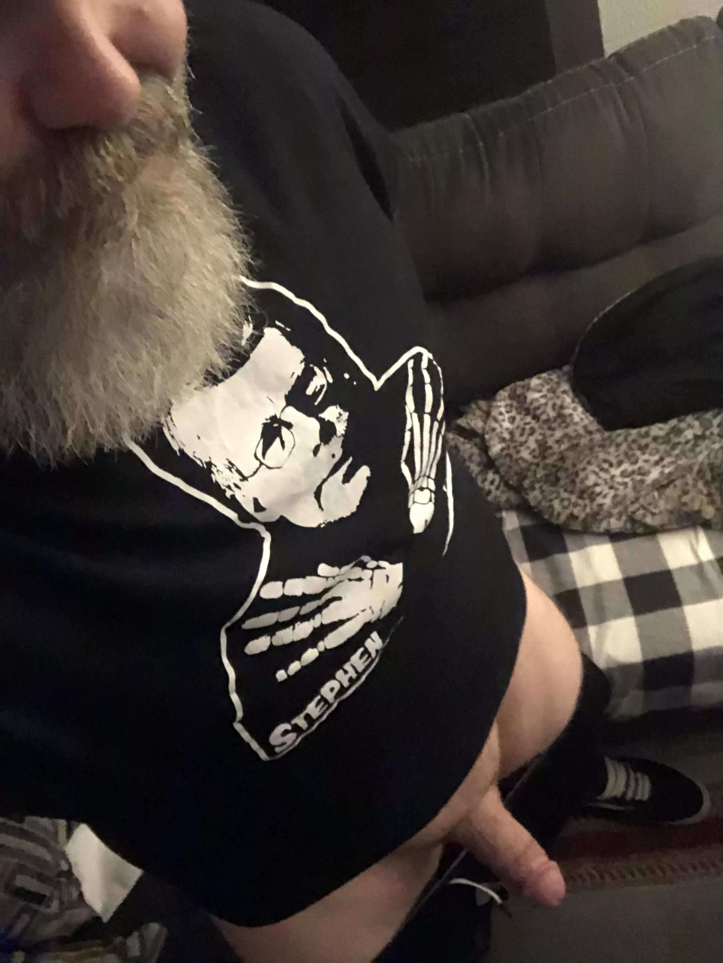 [44] Plans got cancelled. Guess Ill just stay home tonight