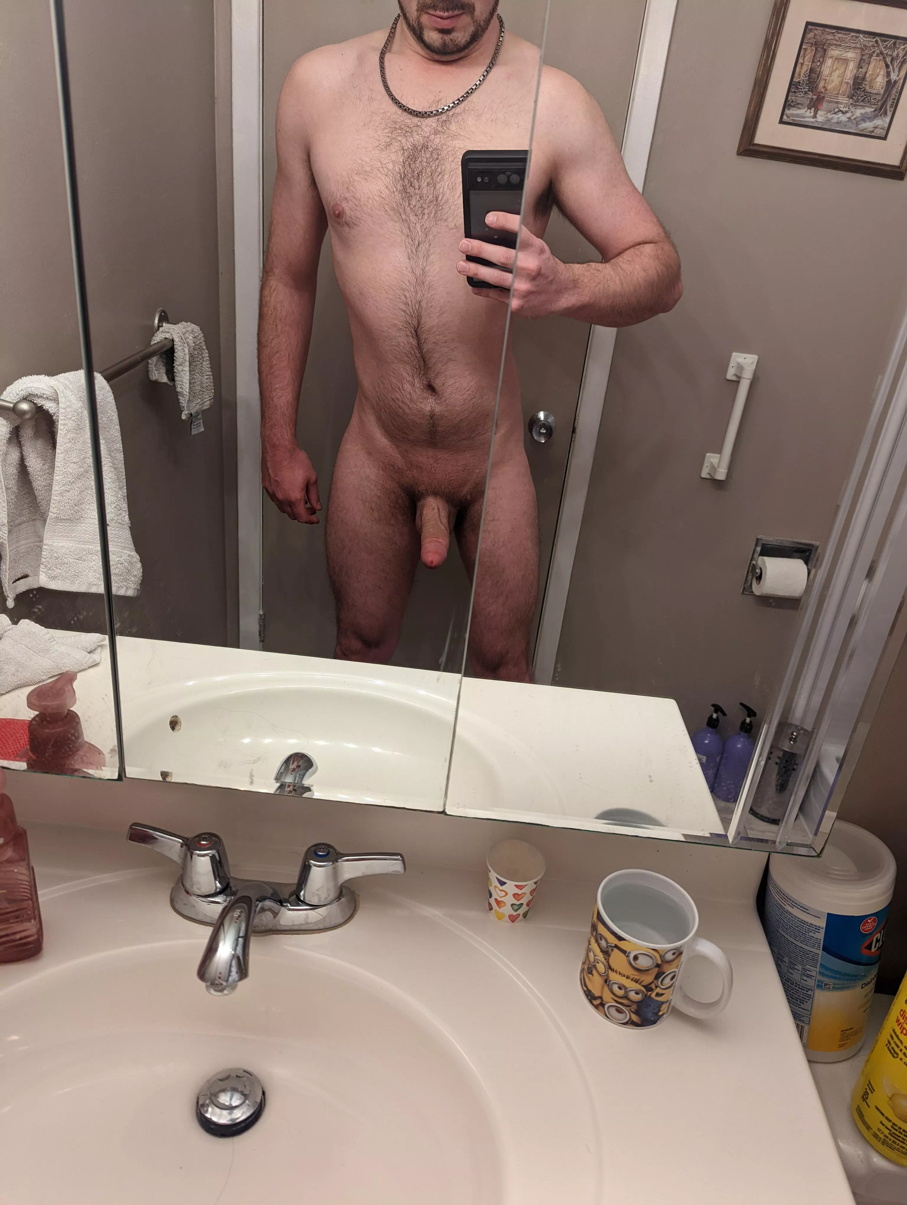 6'4 [M] First time poster long time lurker! So many sexy giraffes in this sub!