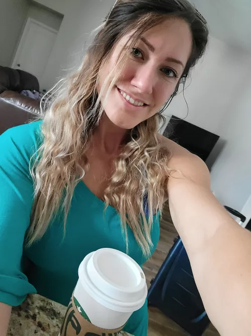 All smiles today [F]