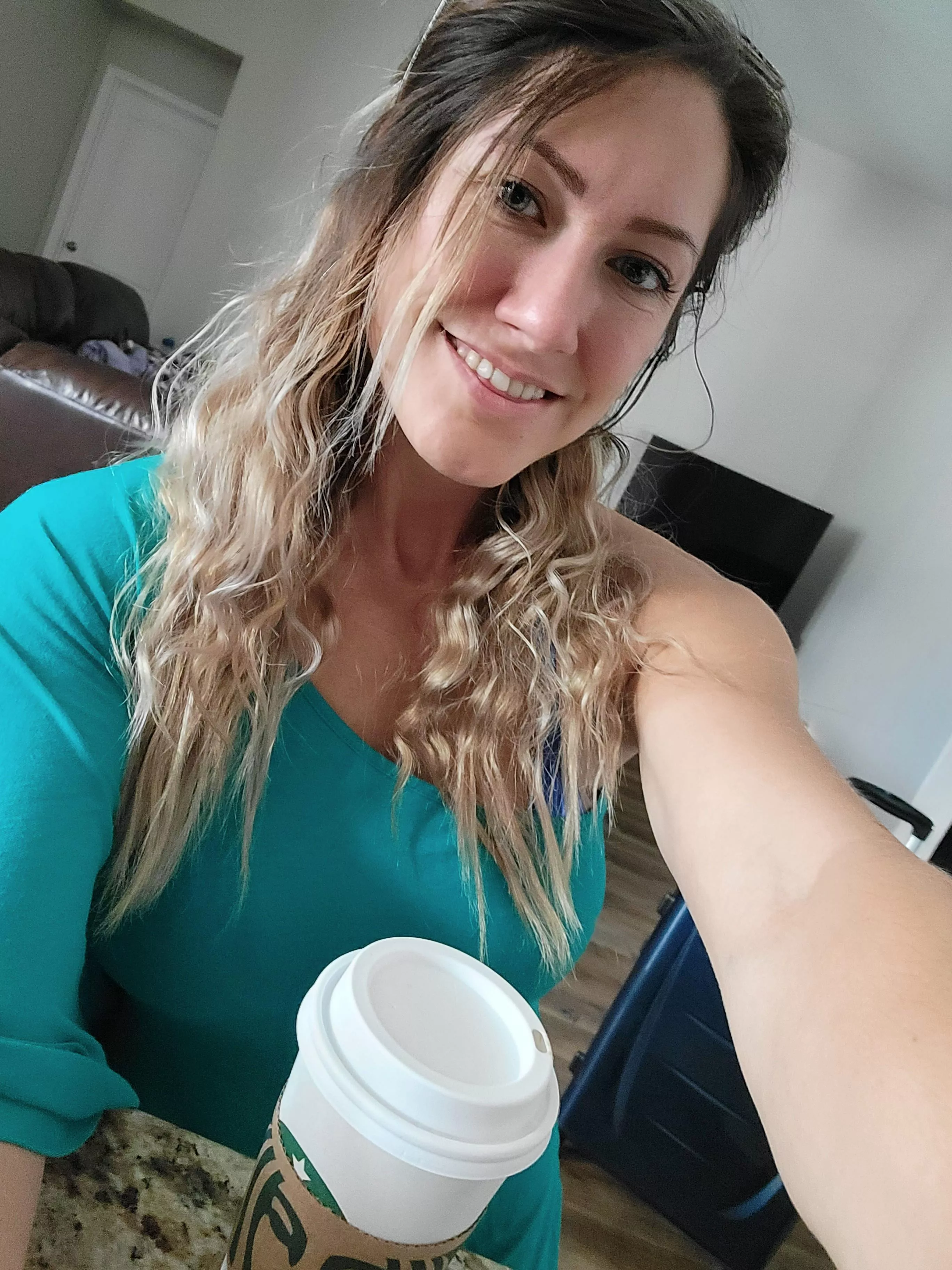 All smiles today [F]