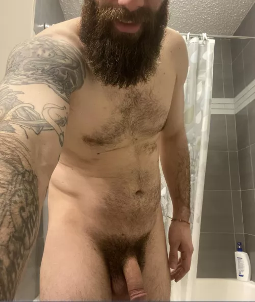 Anyone like a beard? 🍆