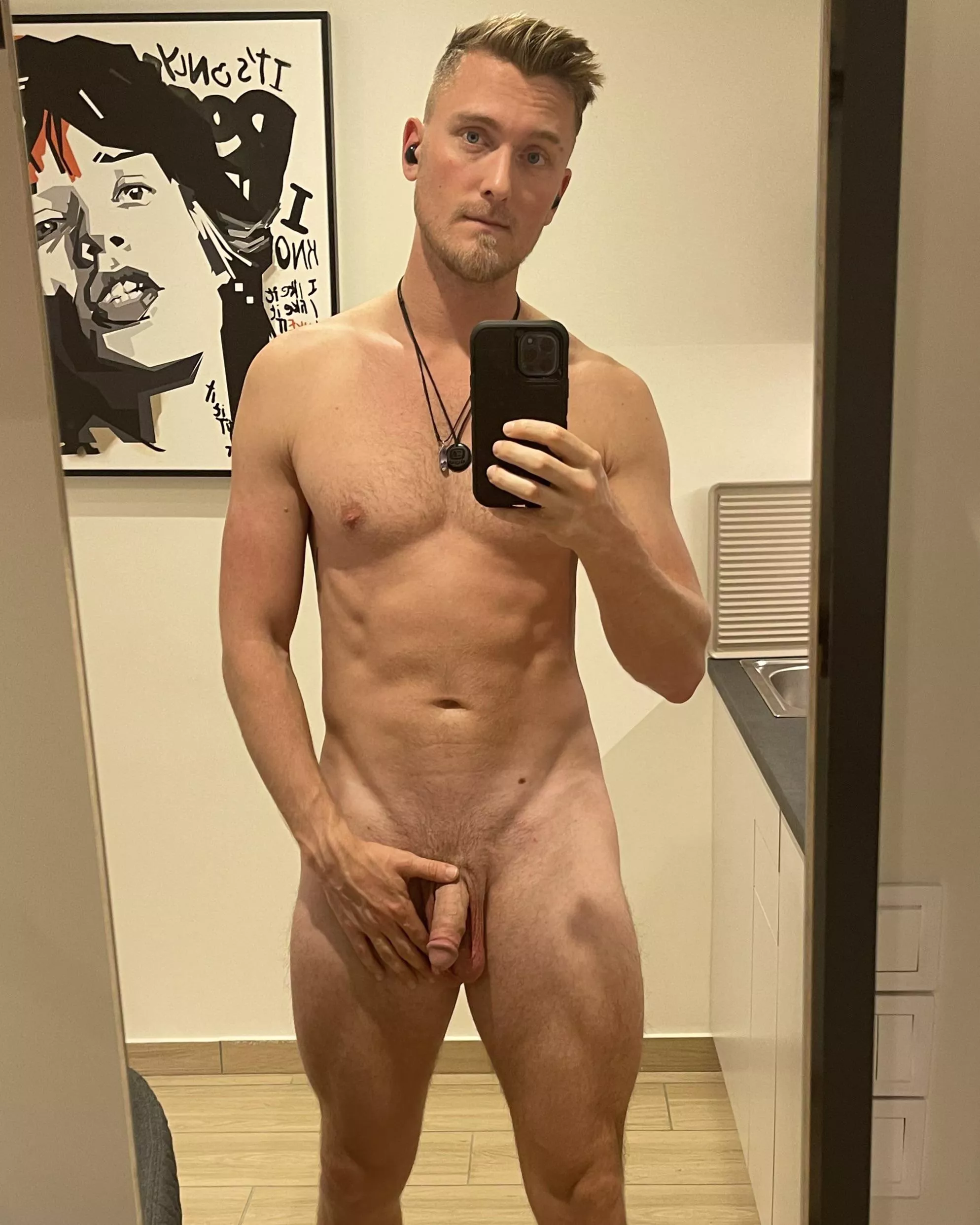 Do you like it cut 😏