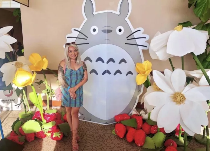 does anyone want to fuck my girl?? she’s 4’11 orange cali