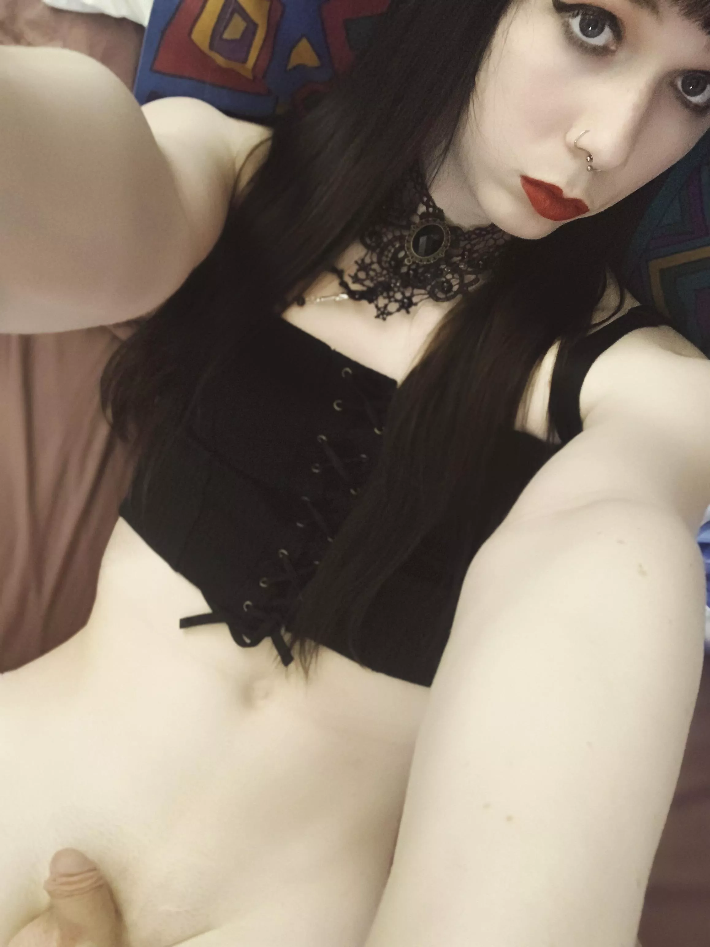 Domme look in the streets, small girlcock in the sheets💕