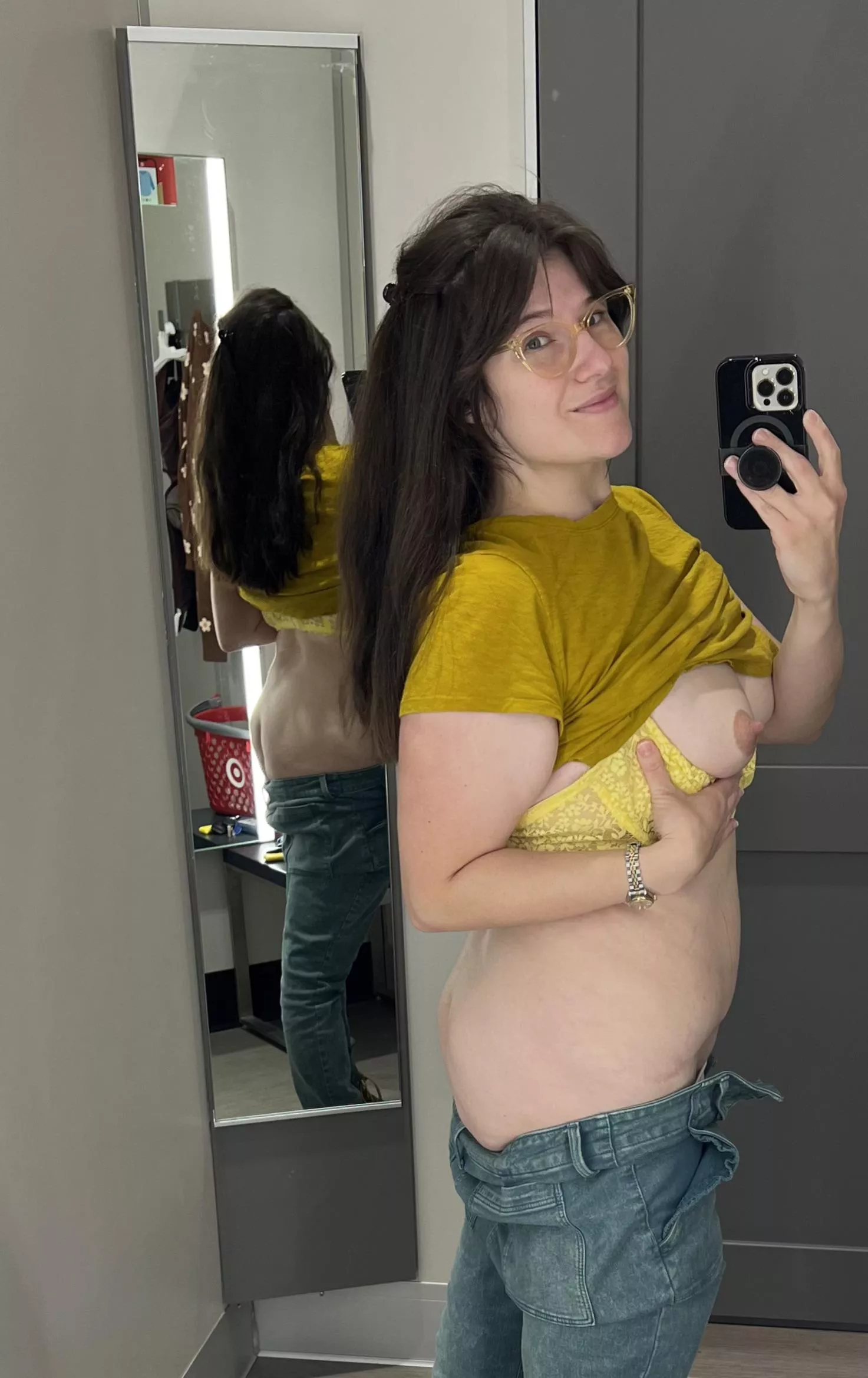 Dual mirror, dual flash.