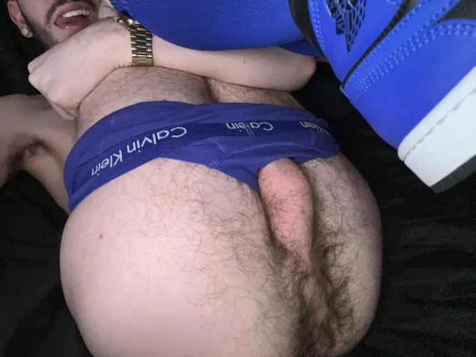 Eat my hairy man ass💦😈