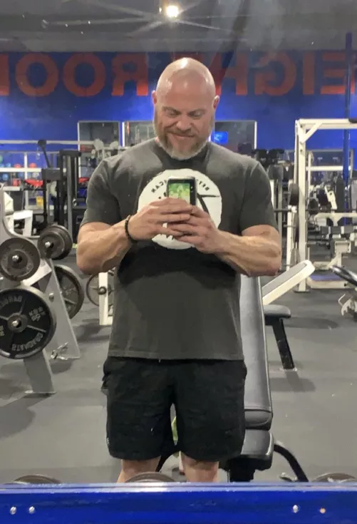 Feeling kinda down… hope someone finds me attractive…