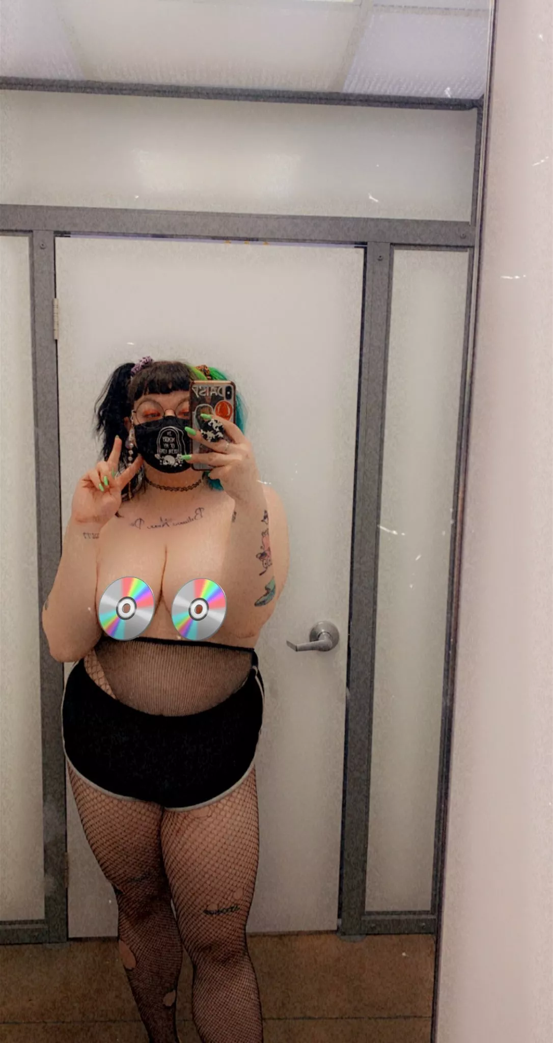 fishnets and metal were made for each other