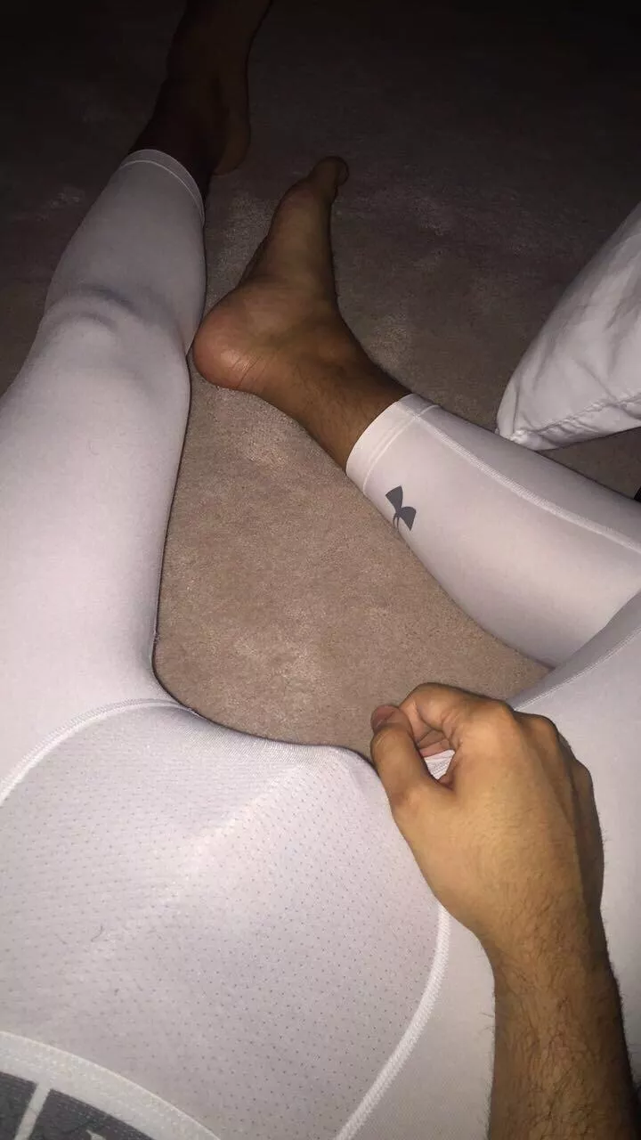 gotta show some love to the compression pants