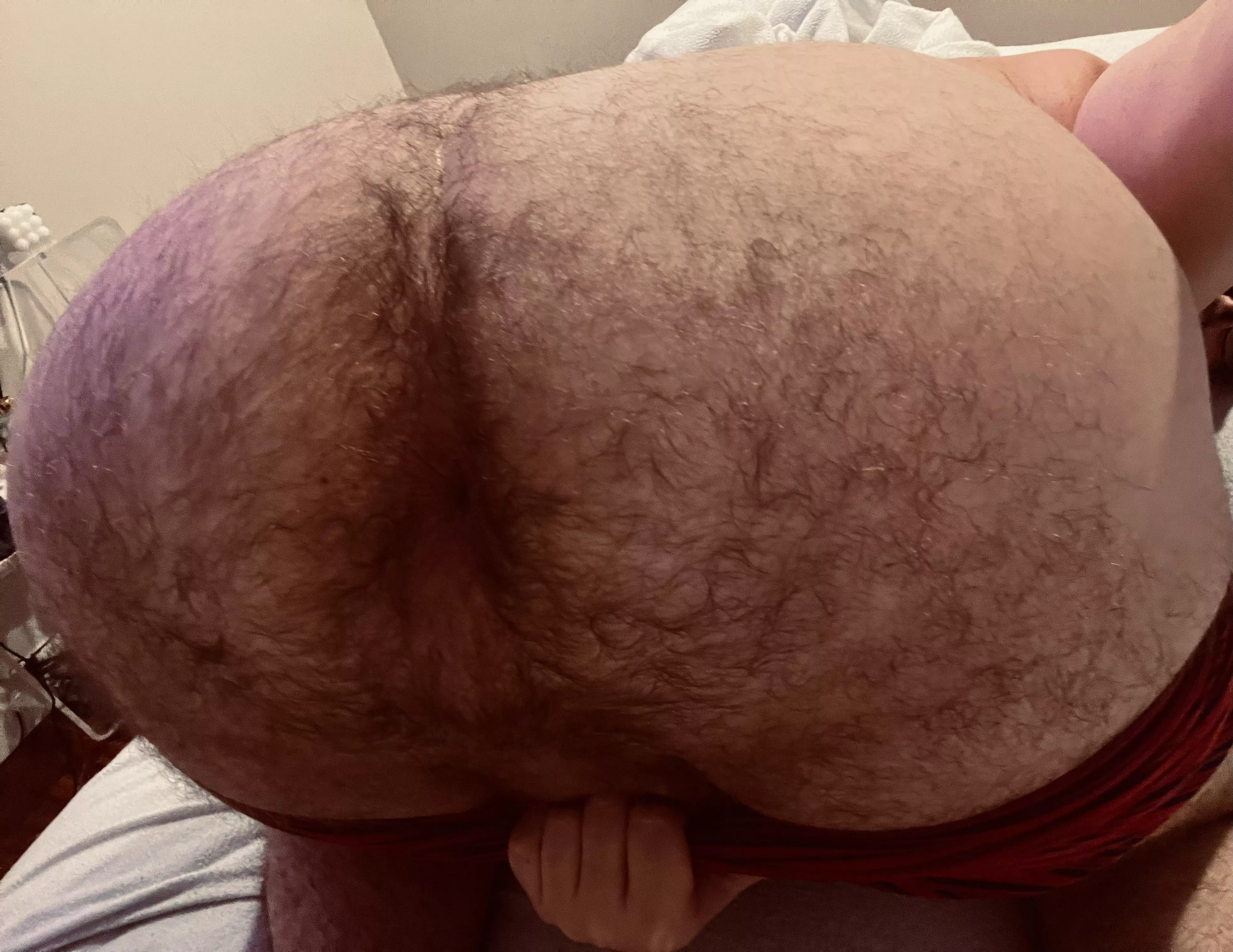Hairy man ass