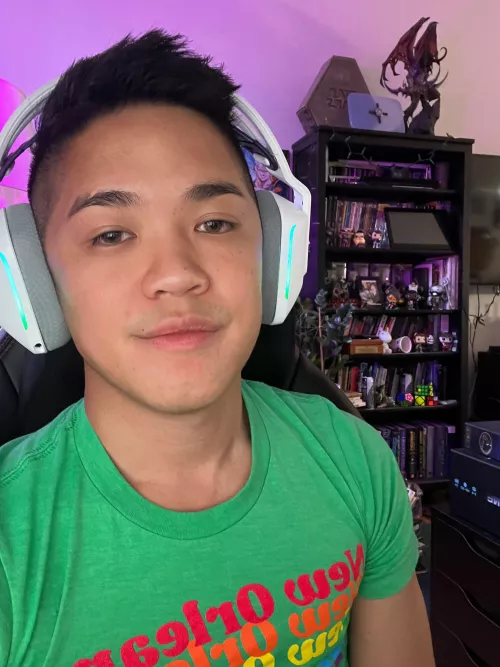 Hi gaymers (PC/switch boy here ☺️)