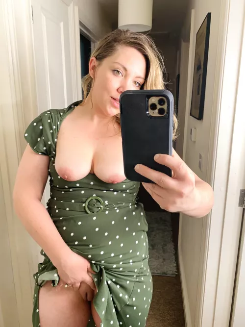 I just need a quick creampie before the school run