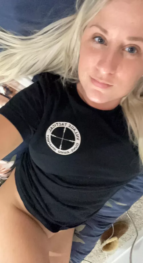 I’m bored and lonely tonight (f)