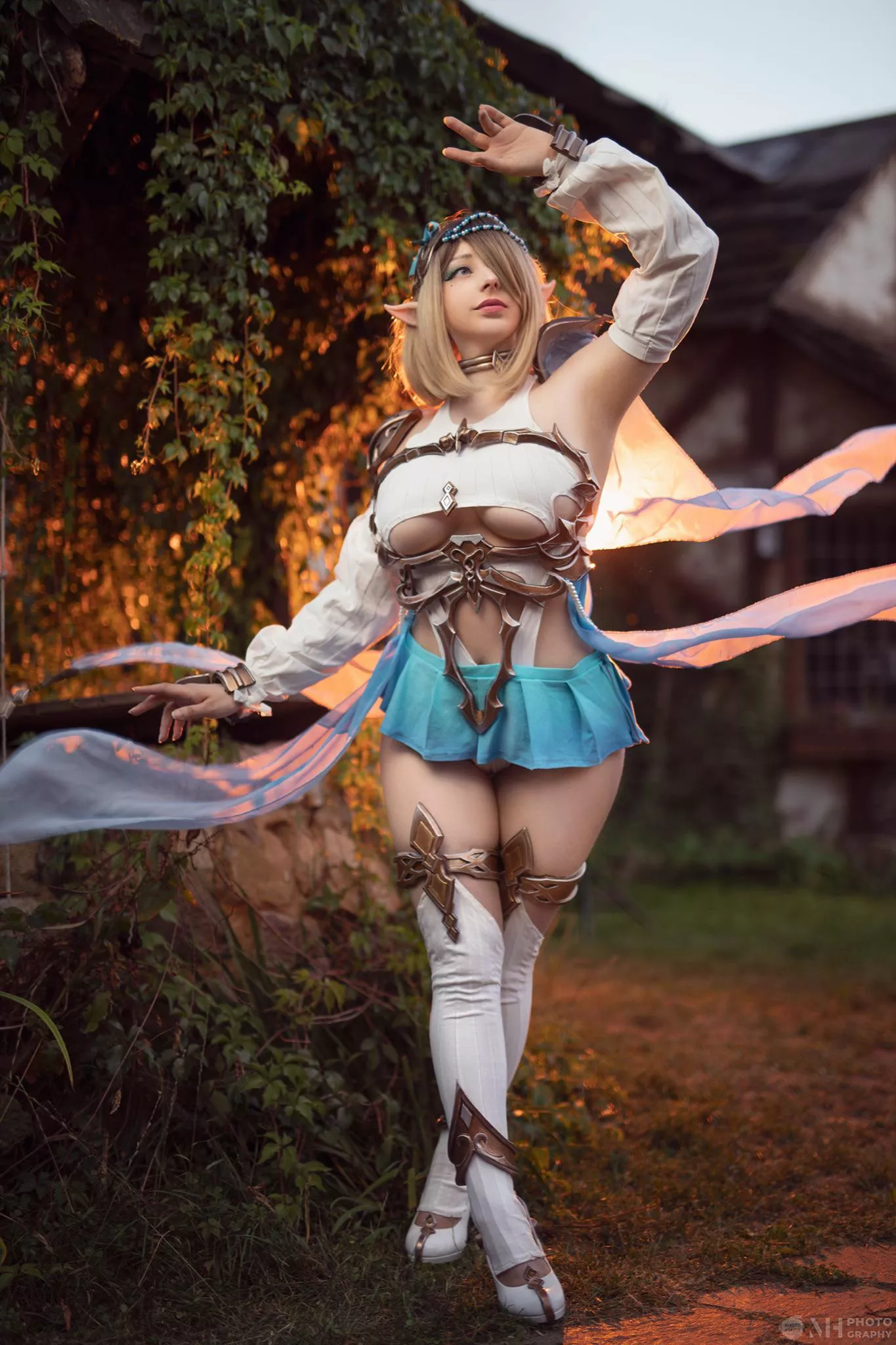 Kukuru (Elf Village) by Mikomi Hokina