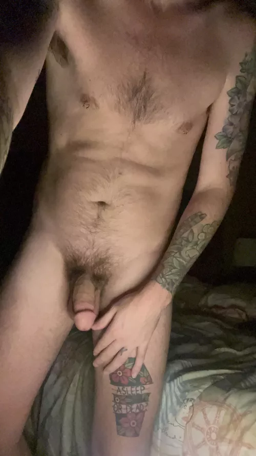 late night looking for a snacc 🥵