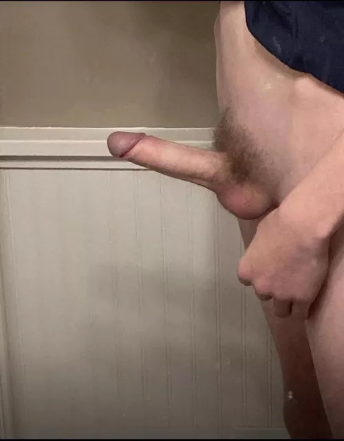 M(24) Message me I’ll compare with anyone. Loser sends to wife or gf. My gf loves to see new cocks