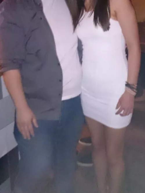 M34, half of couple but working away at the moment. Based in NZ, originally from UK.Any couples or ladies fancy chatting, Kik and Tele is Mickster1987, or DM here. Have a few pics to swap but maybe more for the exhibitionists out there, or guys who enjoy