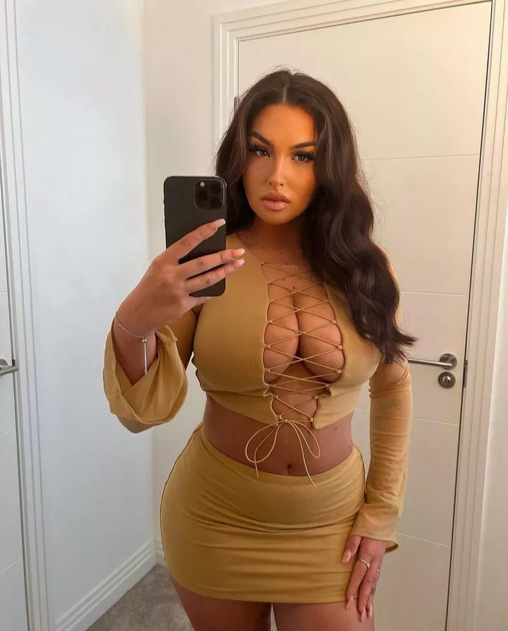 Meghan and her milkers