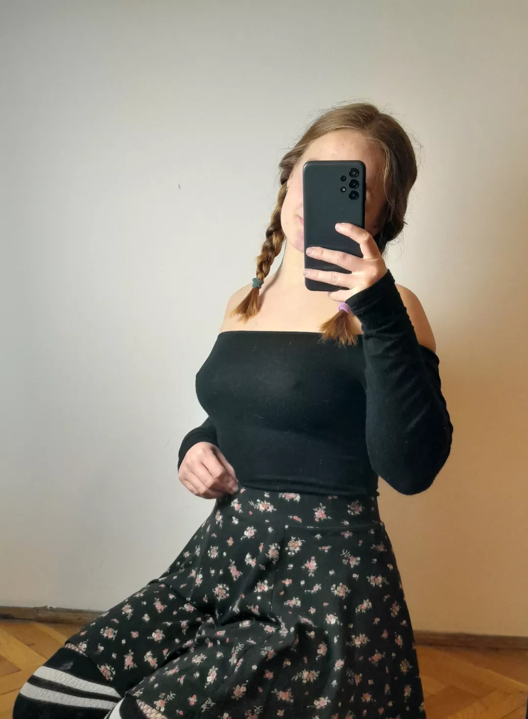 Off the shoulder tops are not friends with bras...