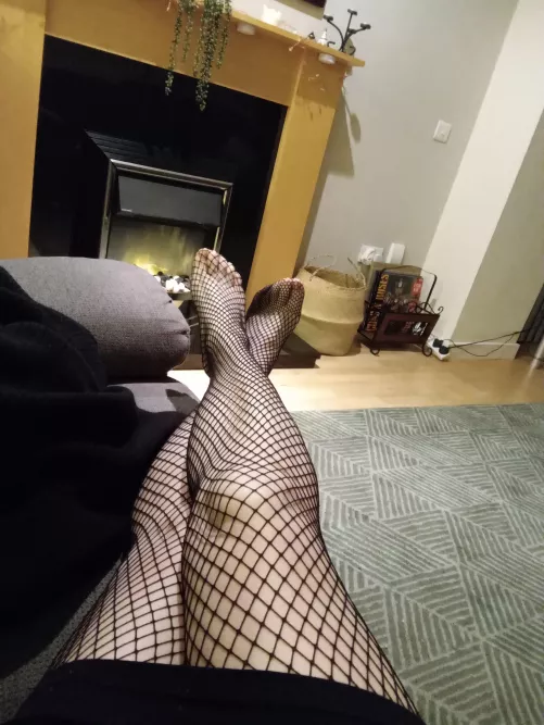 SEXY IN FISHNETS