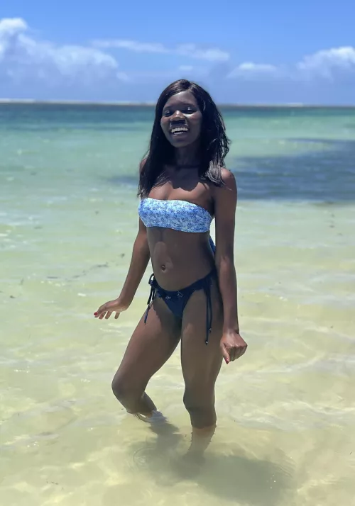 should it be the same colour