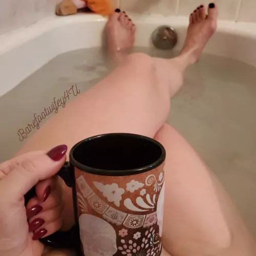 Tell me I’m not the only one who has an awesome bath in the a.m with a big cup of Java.