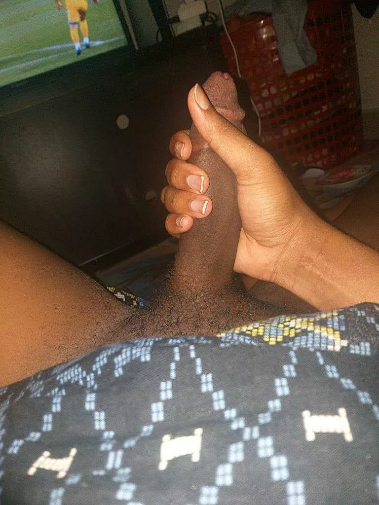 wanna feel it getting hard in ur throat ?