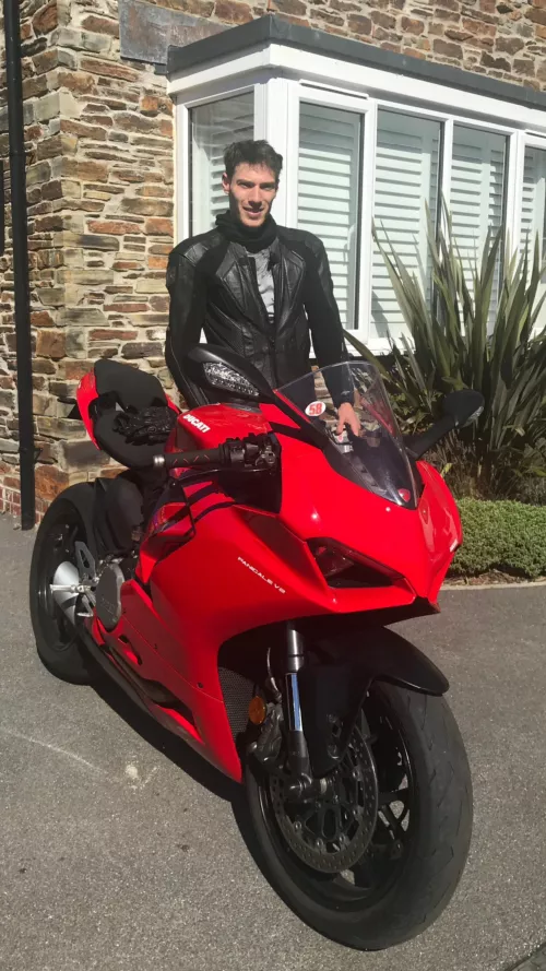 Where all my biker bros at? :)