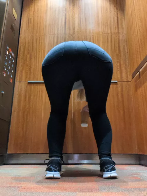 would you be down to do me in the elevator?