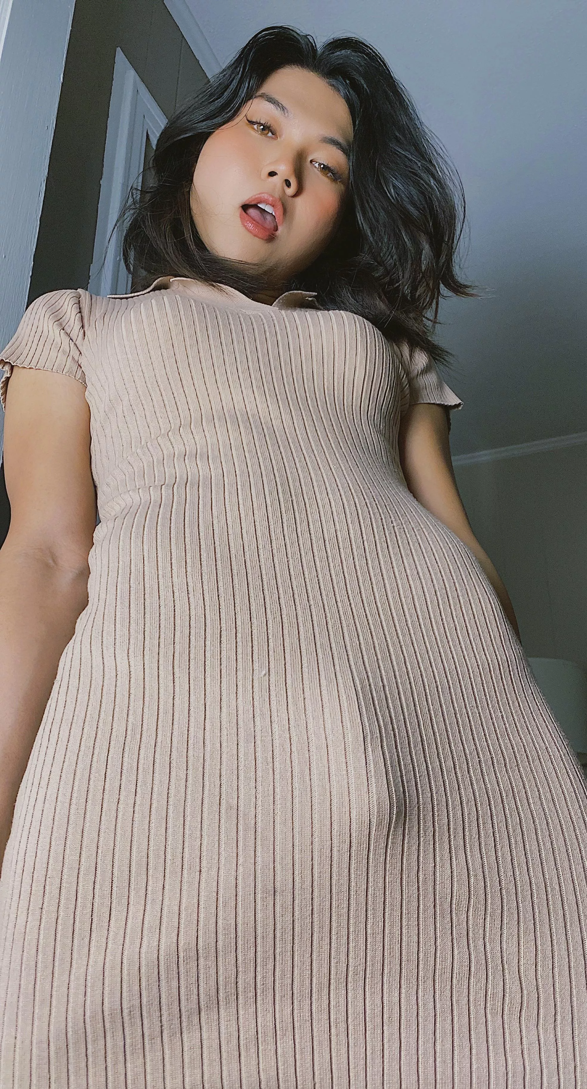 Would you undress me now ?