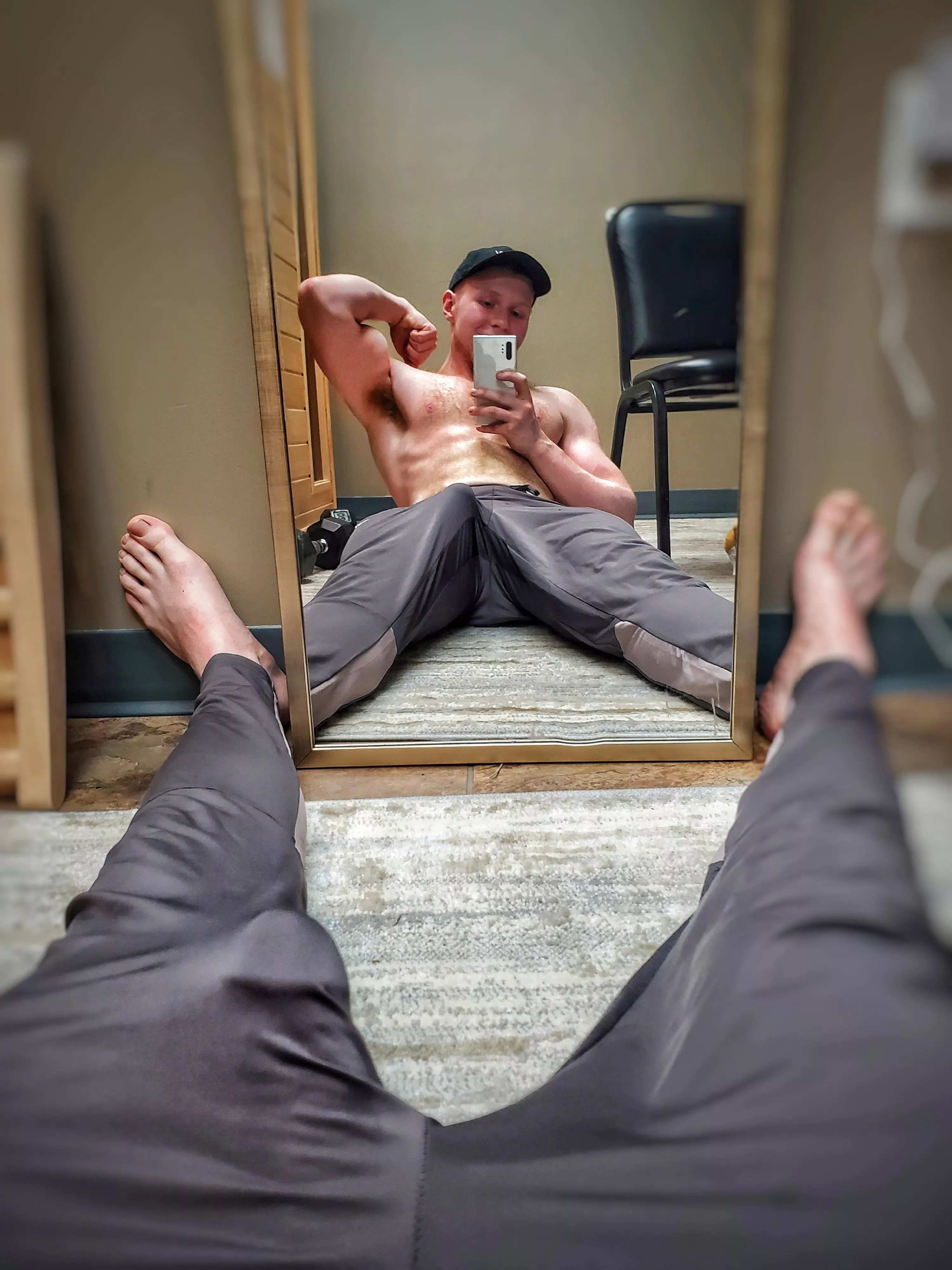 22, sweatpants season!