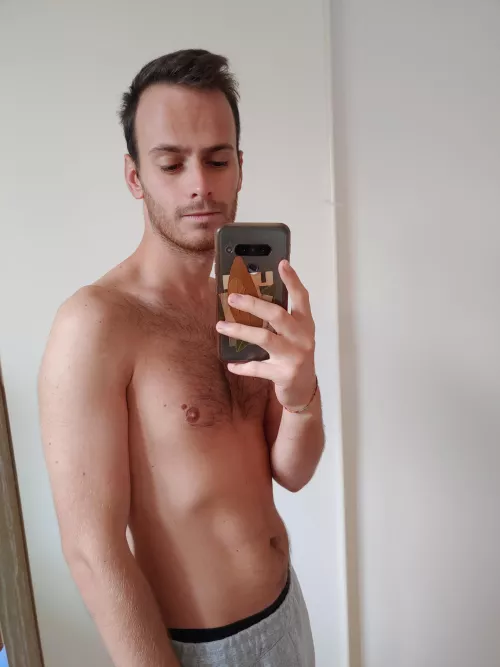 [24] I'm happy cause I'm finally making some progress at the gym