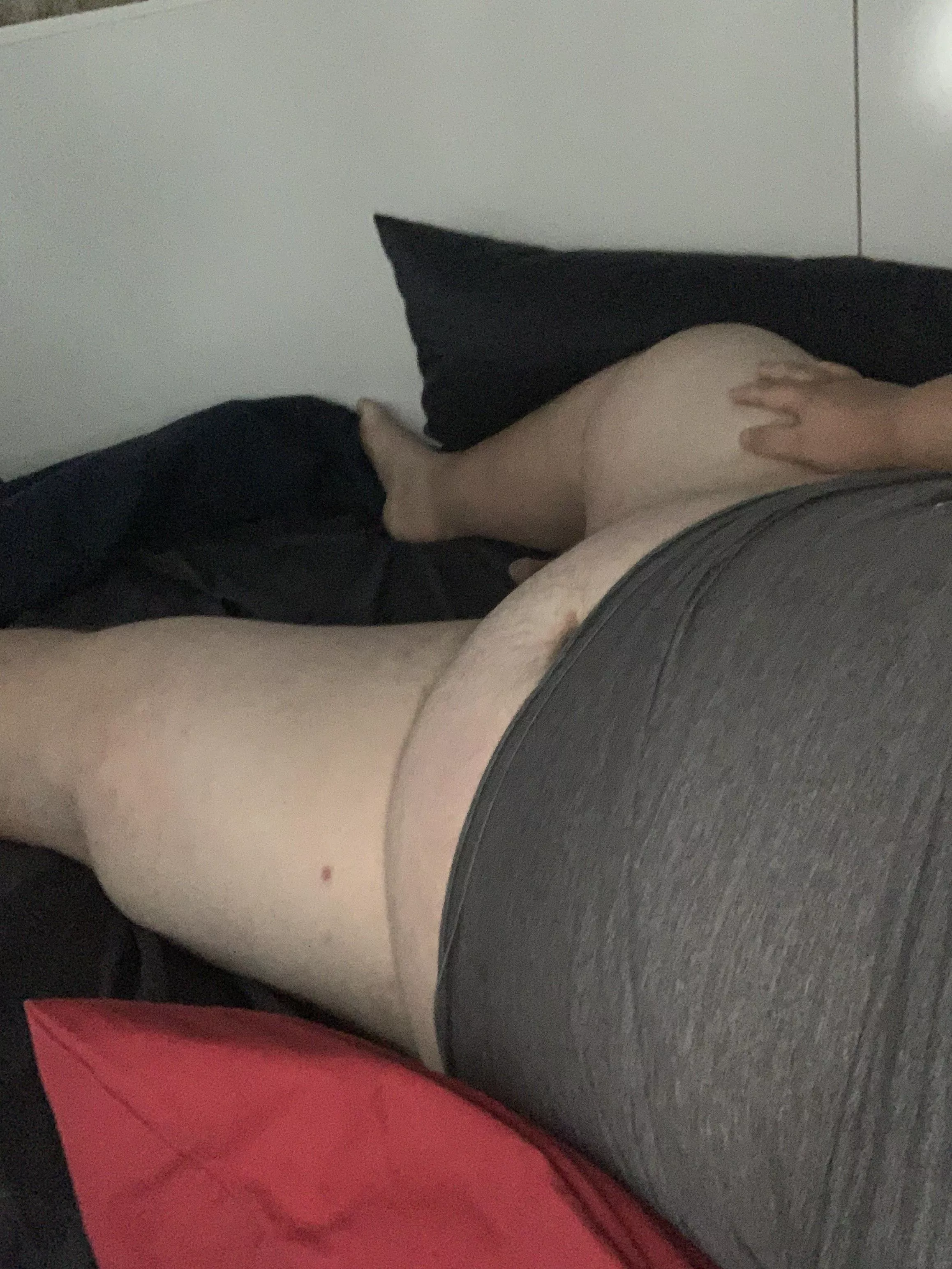 (24m) im back after some time away, feel free to hit me up for rp or just a chat dms are open