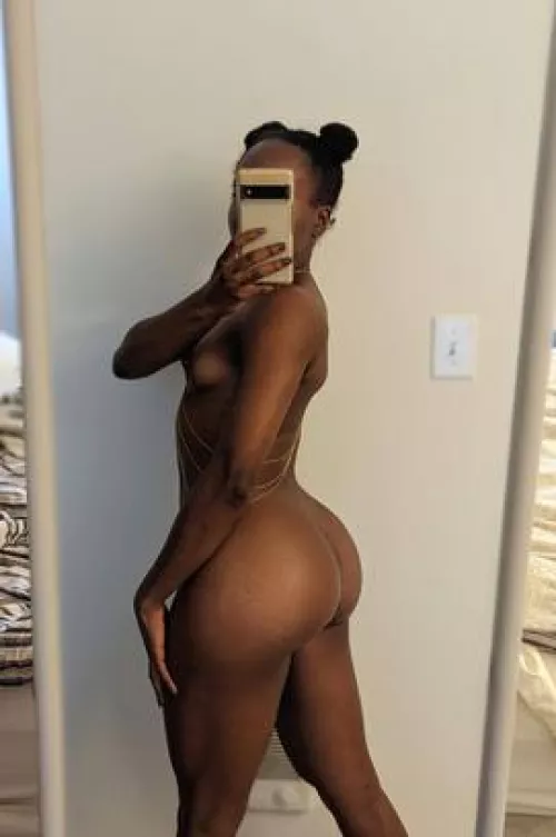 30F Hotwife seeking a bull in the Huntington Beach/Long Beach area