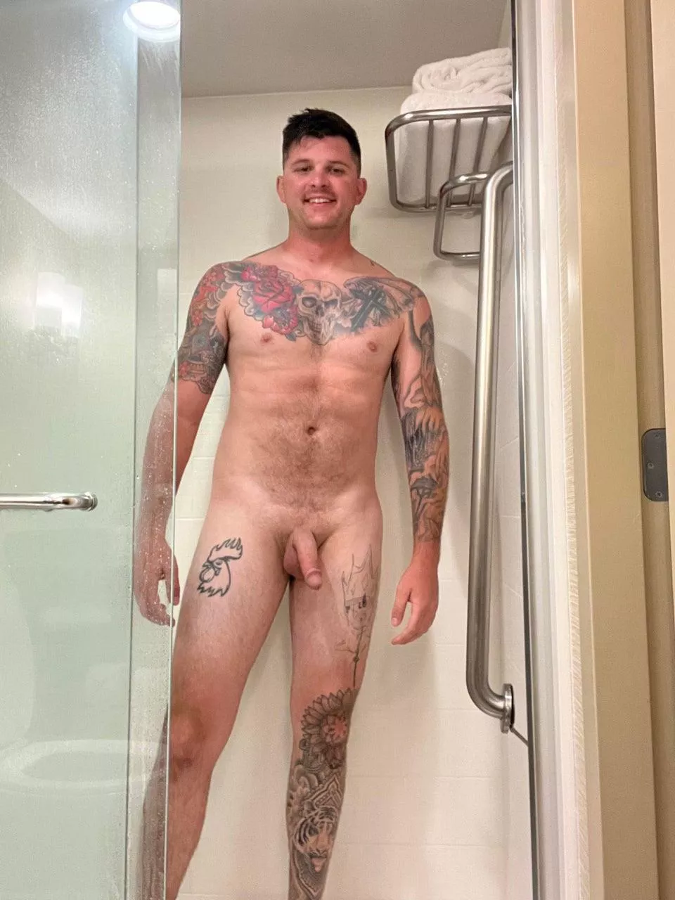 Another hotel another shower pic