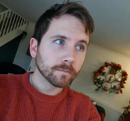 Anyone play AC Unity still?